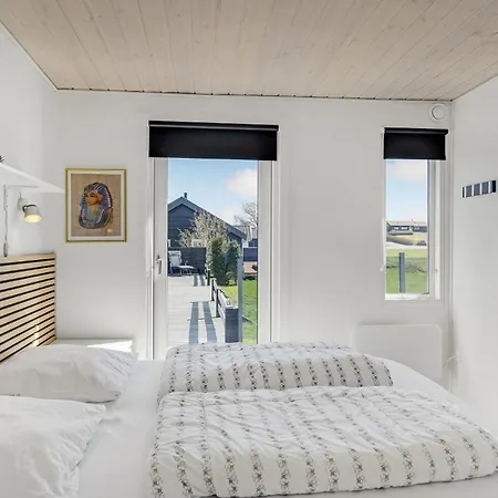 Pet Friendly In Rudkobing With Sauna Spodsbjerg