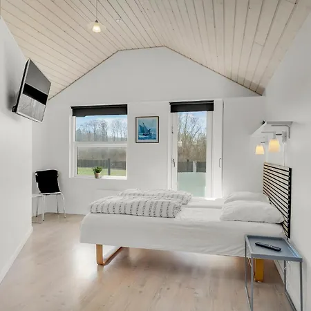 Casa vacanze Five-bedroom In Rudkobing Spodsbjerg