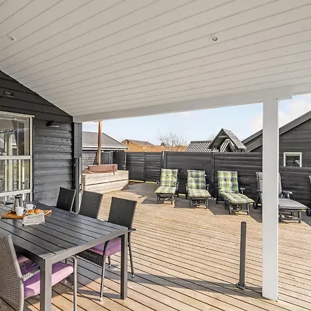 Casa vacanze Five-bedroom In Rudkobing *