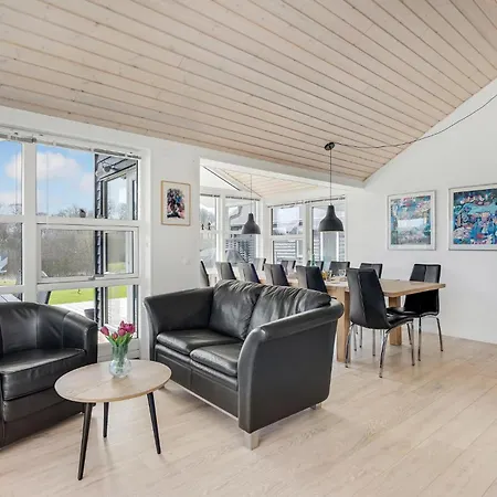 Five-bedroom In Rudkobing Casa vacanze