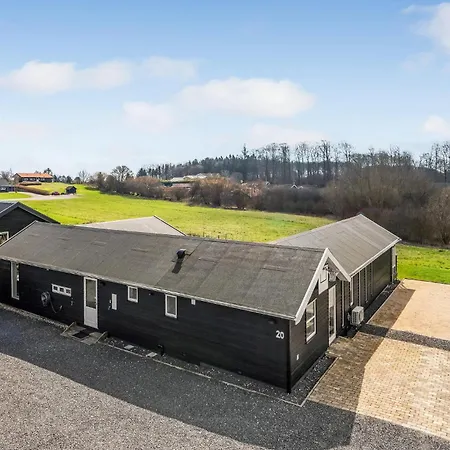 Five-bedroom In Rudkobing *